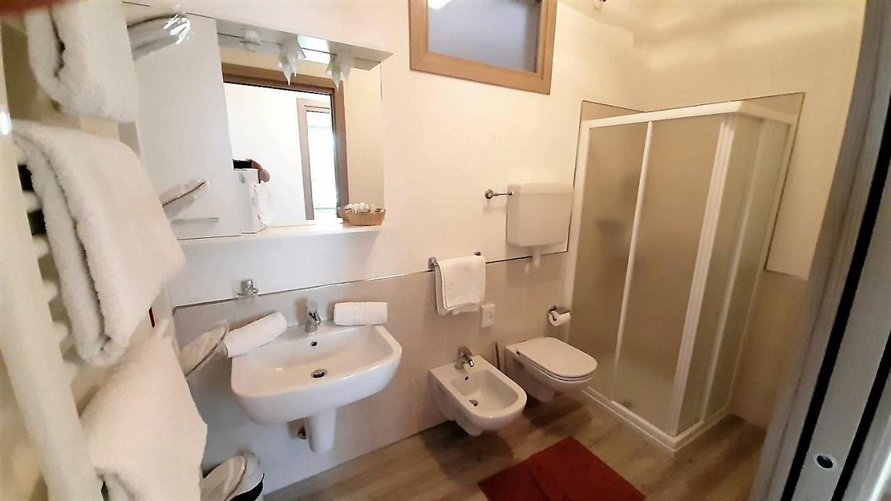 Casa Gemma Apartment Malcesine Bagian luar foto